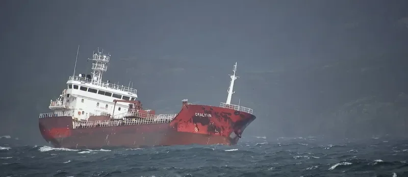 ORALYNN Tanker IMO 9402677 photo 9