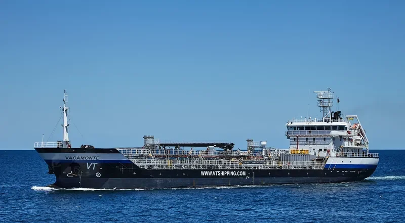 VACAMONTE Tanker IMO 9402691 photo 7