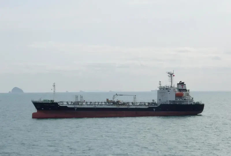 JW JEWEL Tanker IMO 9402964 photo 8