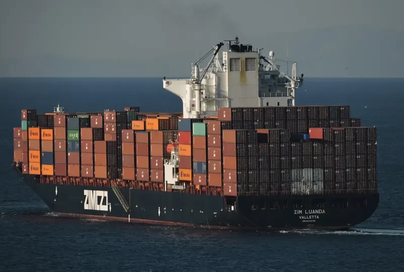 ZIM LUANDA Container Ship IMO 9403229 photo 6