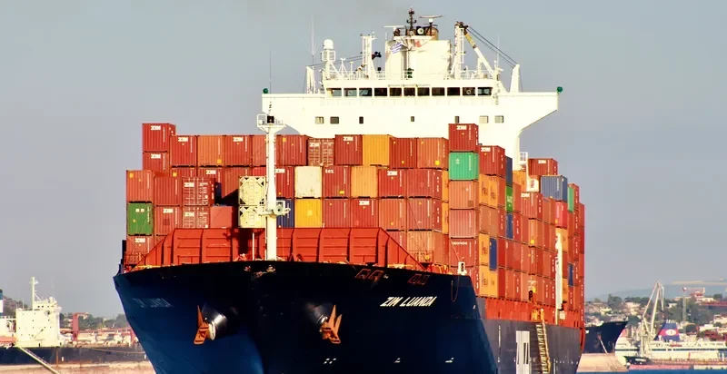 ZIM LUANDA Container Ship IMO 9403229 photo 9