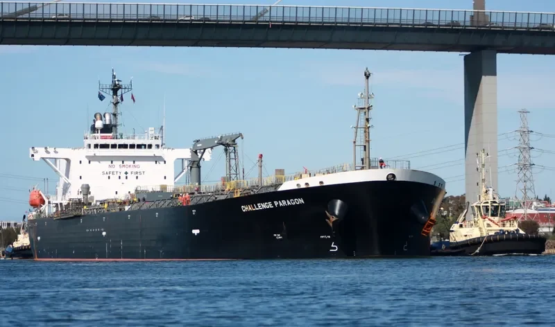 PIS PARAGON Tanker IMO 9403310 photo 6