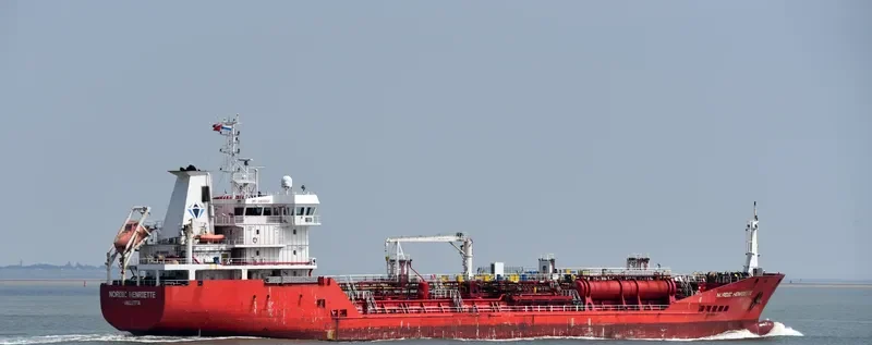 THEODOR ESSBERGER Tanker IMO 9403906 photo 6