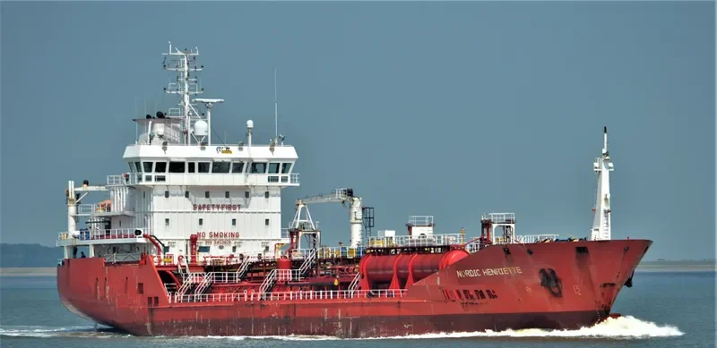 THEODOR ESSBERGER Tanker IMO 9403906 photo 10
