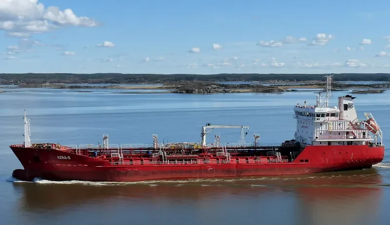 AZRA S Tanker IMO 9403918 photo 8