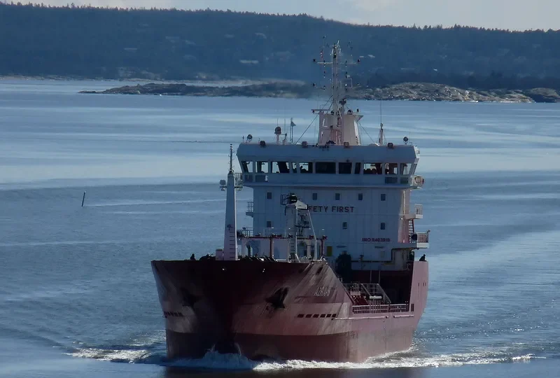 AZRA S Tanker IMO 9403918 photo 10