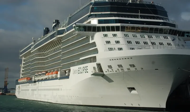CELEBRITY ECLIPSE Passenger Ship IMO 9404314 photo 8