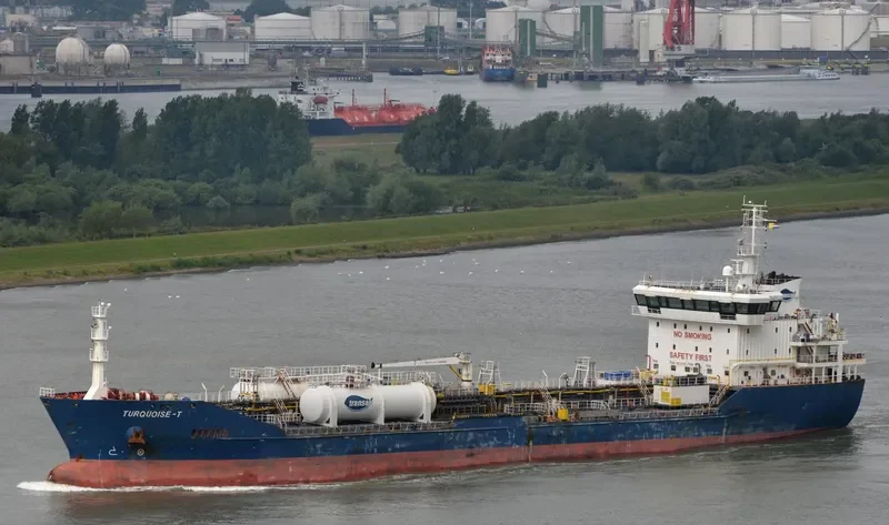 WICKY SPIRIT Tanker IMO 9404388 photo 9