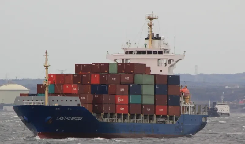 LANTAU BRIDE Container Ship IMO 9404728 photo 7