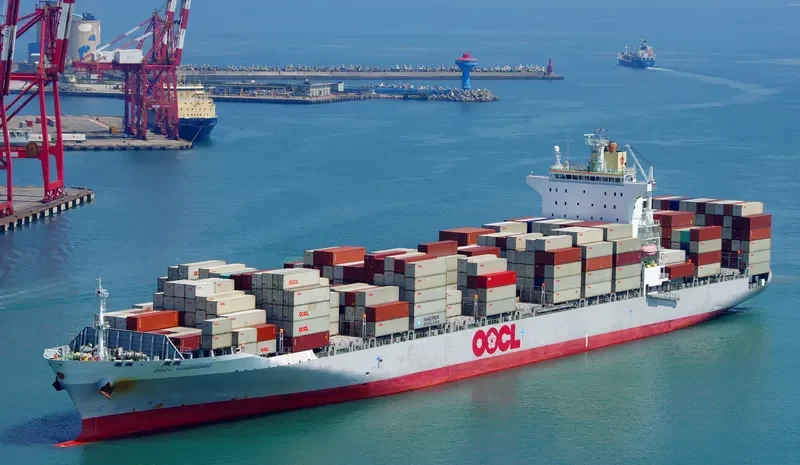OOCL GUANGZHOU Container Ship IMO 9404869 photo 5