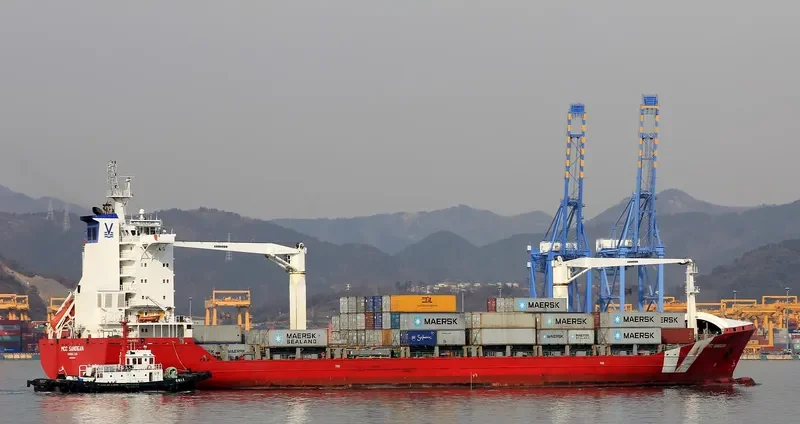 IBERIAN EXPRESS Container Ship IMO 9405100 photo 6