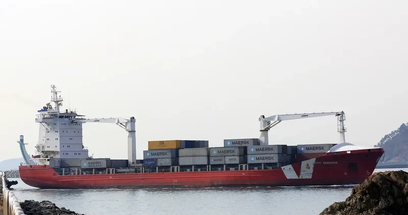 IBERIAN EXPRESS Container Ship IMO 9405100 photo 7