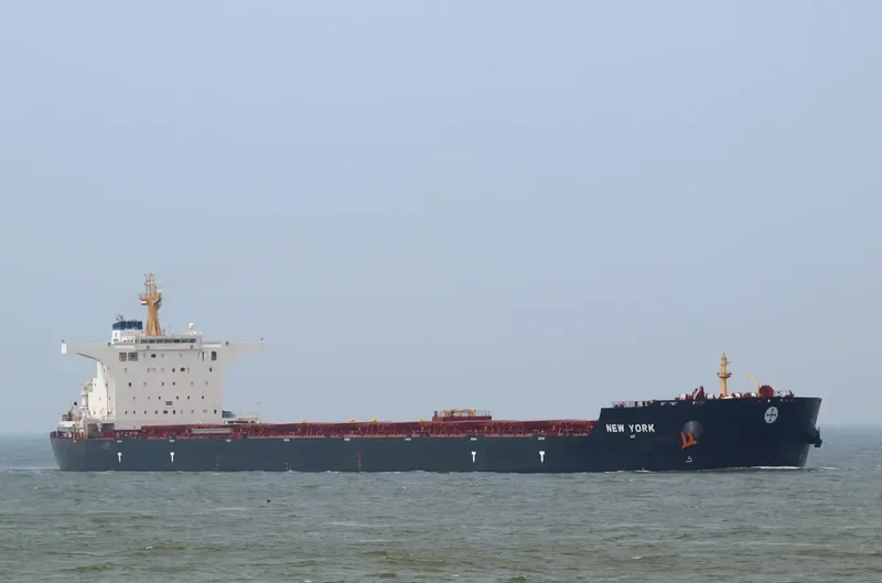 NEW YORK Bulk Carrier IMO 9405332