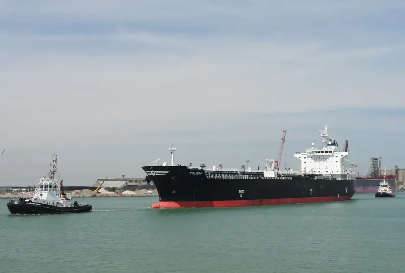 FOURNI Tanker IMO 9405564 photo 10