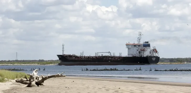 LASCAUX Tanker IMO 9405746 photo 10
