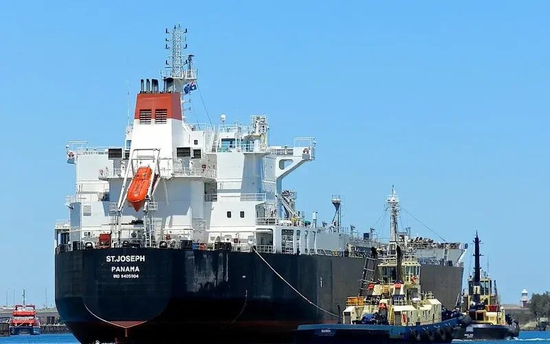 KLARA Tanker IMO 9405904 photo 3