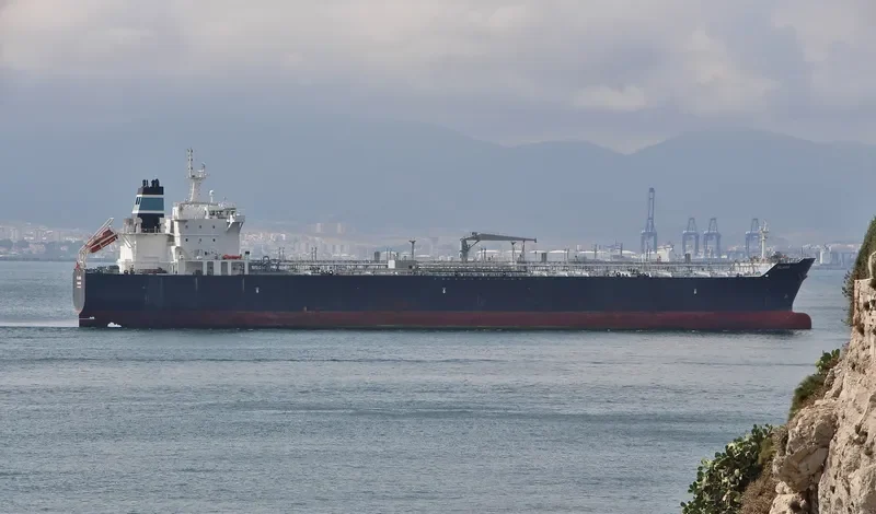 KLARA Tanker IMO 9405904 photo 10