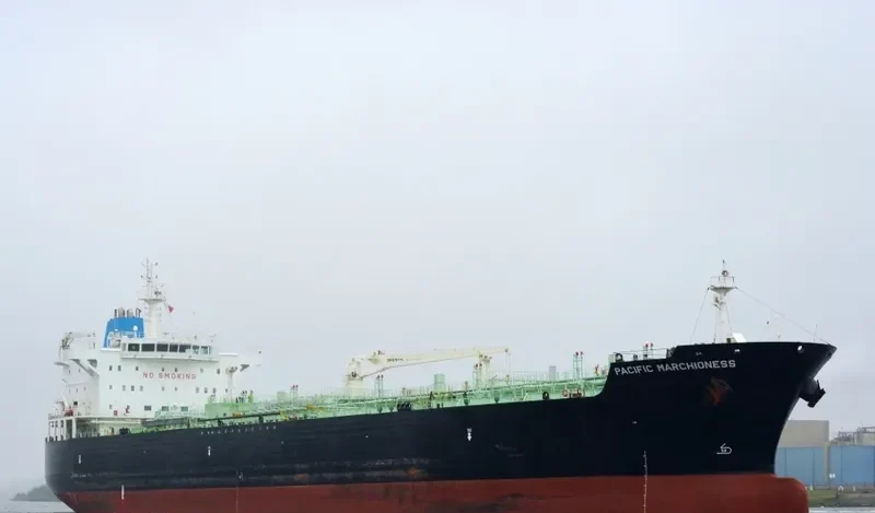 PINE EXPRESS Tanker IMO 9405928 photo 5