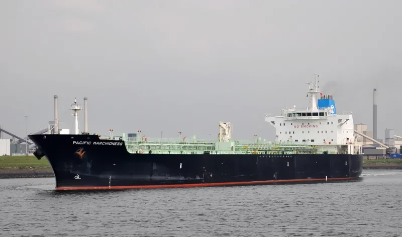PINE EXPRESS Tanker IMO 9405928 photo 8
