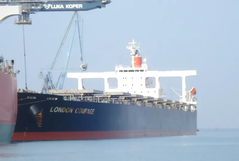 LONDON COURAGE Bulk Carrier IMO 9406465 photo 9