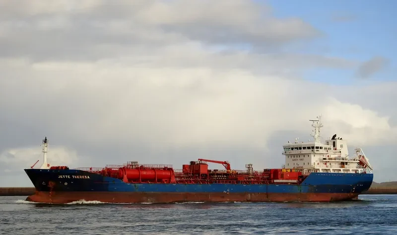 JETTE THERESA Tanker IMO 9406582 photo 6
