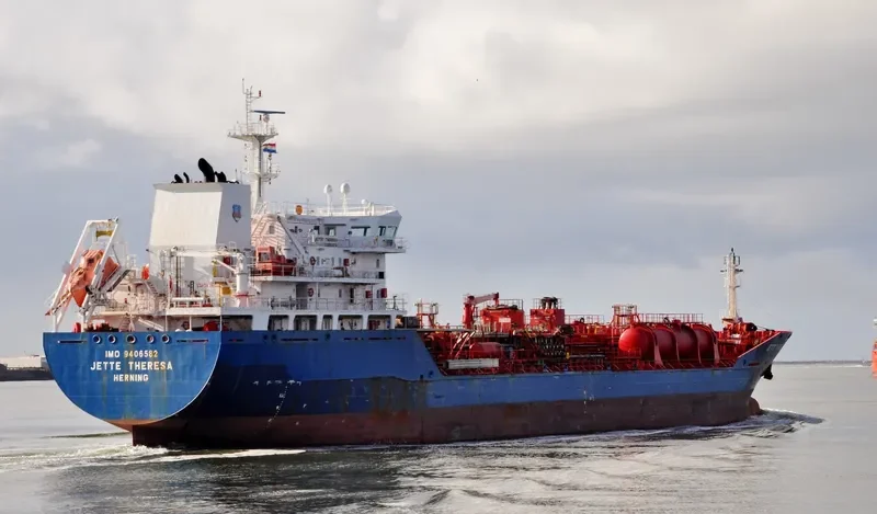 JETTE THERESA Tanker IMO 9406582 photo 9