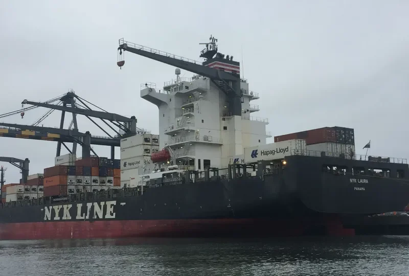 NYK LAURA Container Ship IMO 9406752 photo 5