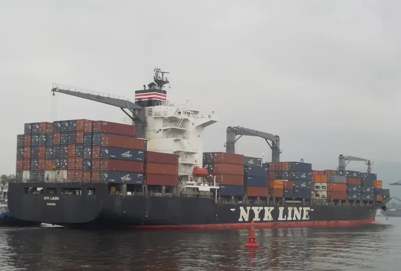 NYK LAURA Container Ship IMO 9406752 photo 6