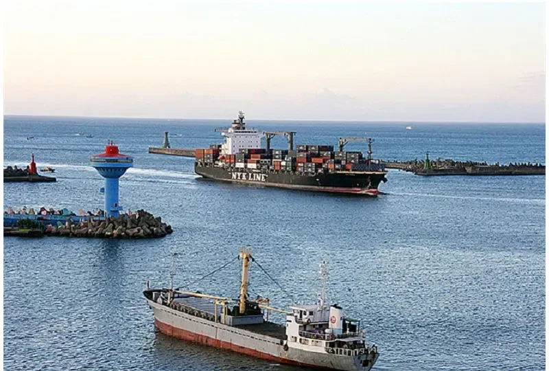 NYK MARIA Container Ship IMO 9406764 photo 9