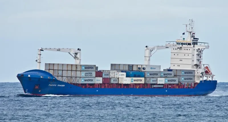 PACIFIC TRADER Container Ship IMO 9406922 photo 4