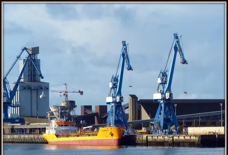 FLORENCE B Tanker IMO 9406984 photo 10