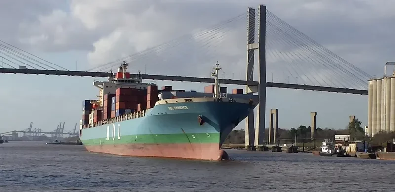 SEASPAN EMINENCE Container Ship IMO 9407146 photo 5