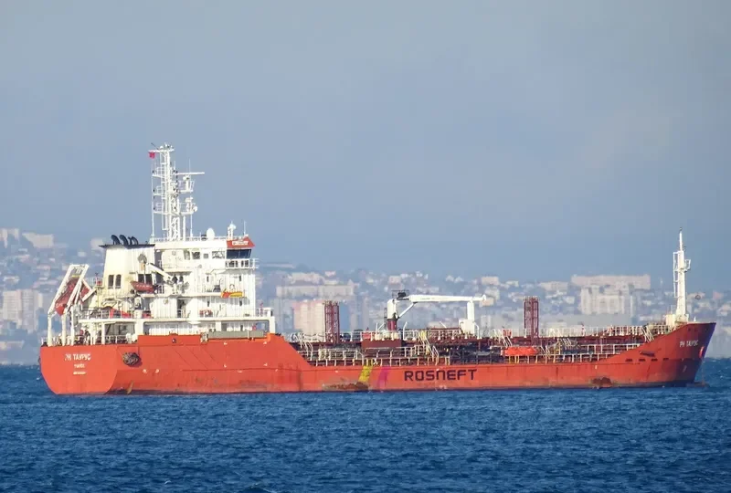 CL AQUARIUS Tanker IMO 9407225 photo 3