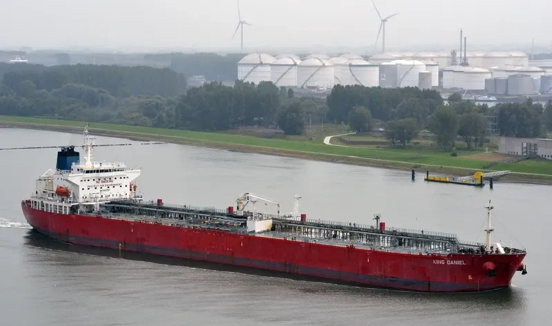 NORDIC BERN Tanker IMO 9407287 photo 5