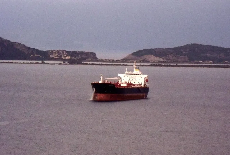 HORIZON ARMONIA Tanker IMO 9407354 photo 9