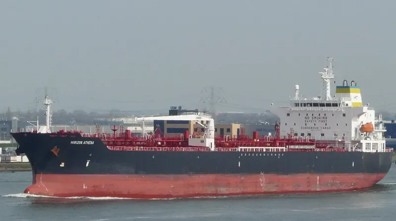 HORIZON ATHENA Tanker IMO 9407378 photo 10