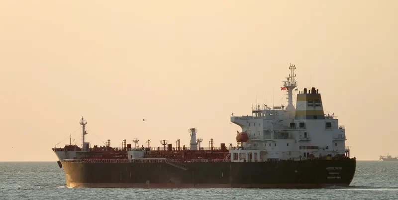 HORIZON THETIS Tanker IMO 9407380 photo 5