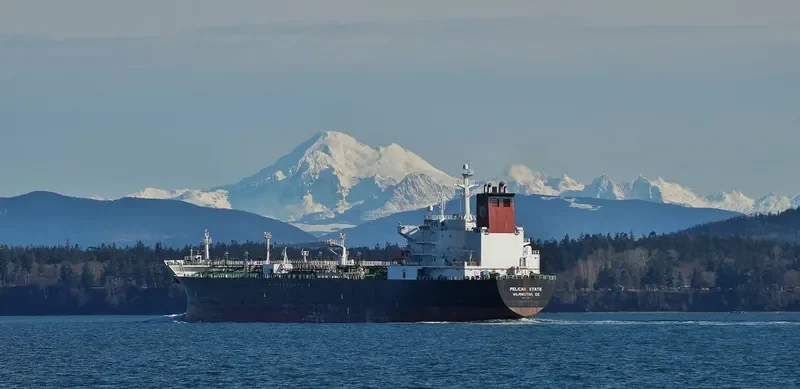 PELICAN STATE Tanker IMO 9408102 photo 2
