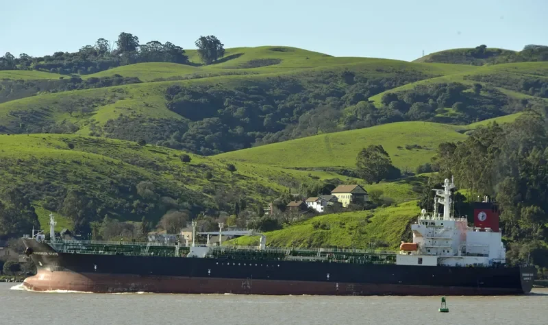 EVERGREEN STATE Tanker IMO 9408138 photo 3