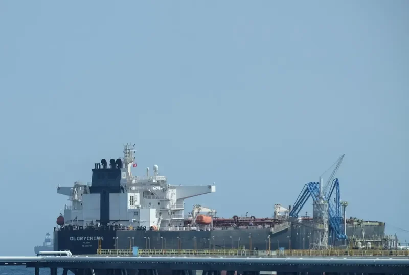 GLORYCROWN Tanker IMO 9408190 photo 6