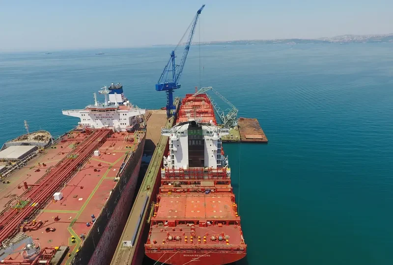 BOMAR RESOLUTE Container Ship IMO 9408774 photo 6