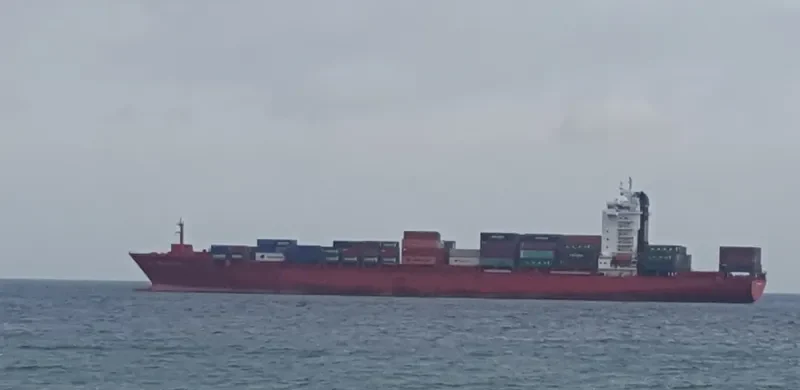 BOMAR RESOLUTE Container Ship IMO 9408774 photo 8