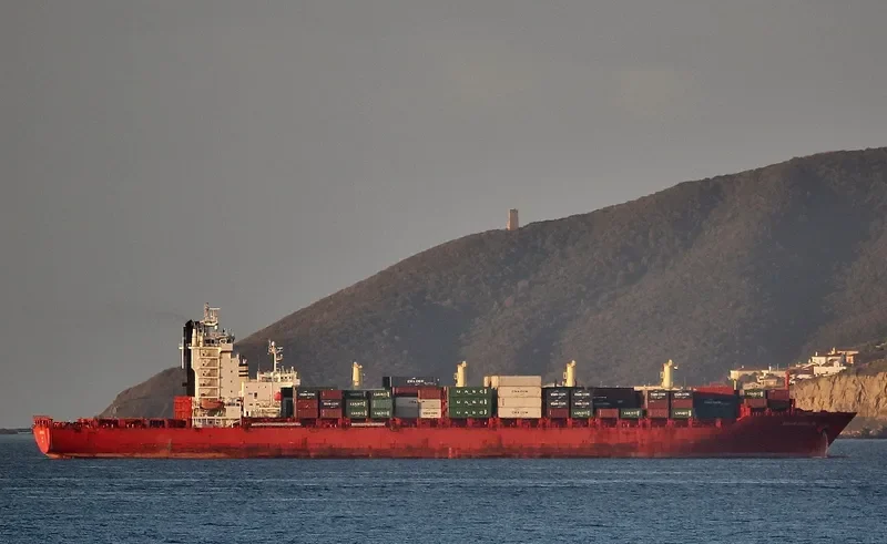 BOMAR RESOLUTE Container Ship IMO 9408774 photo 10