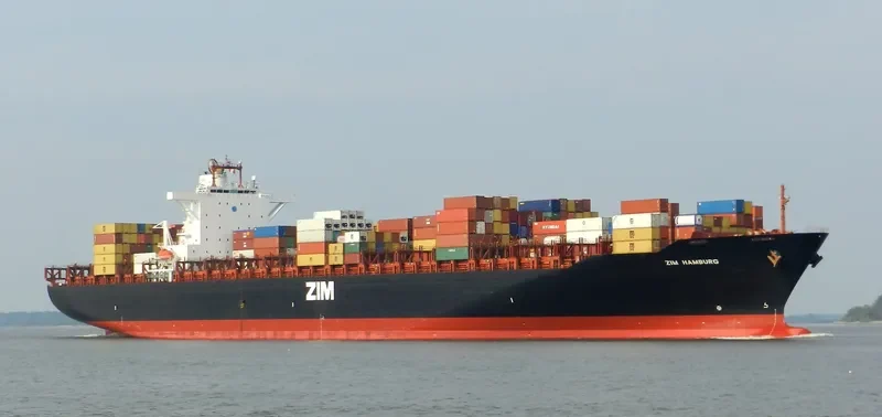 ZIM HAMBURG Container Ship IMO 9408786