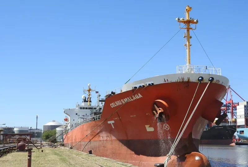 CELSIUS MALAGA Tanker IMO 9408803 photo 2