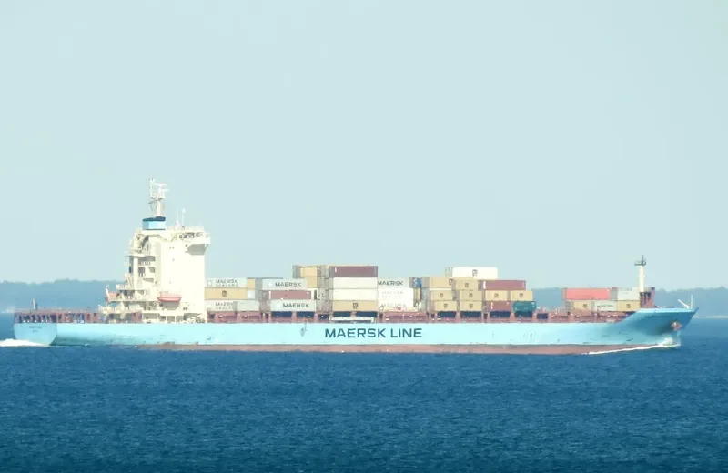 MAERSK VILNIUS Container Ship IMO 9408956 photo 5