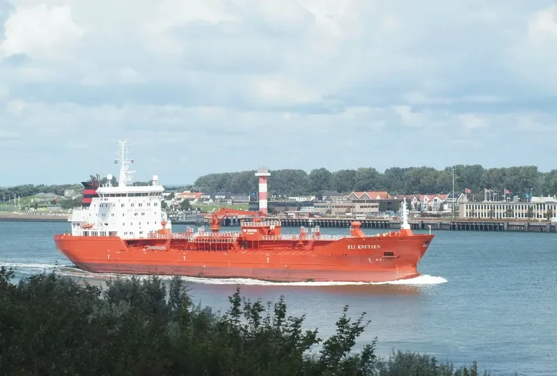 ELI KNUTSEN Tanker IMO 9409261 photo 8