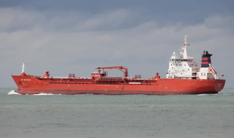 LIV KNUTSEN Tanker IMO 9409273 photo 4