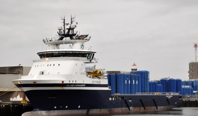 ISLAND COMMANDER Offshore Vessel IMO 9409663 photo 3