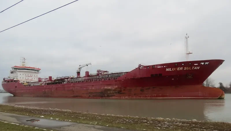 NILUFER SULTAN Tanker IMO 9410131 photo 6
